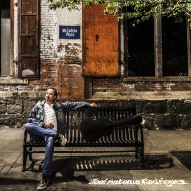 卓越した西ギタリスト、ホセ・アントニオ・ロドリゲス。多様な魅力が凝縮された新譜