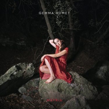 現代最高の歌姫ジェンマ・ウメット、“女性と母性、自由と孤独”をテーマに描く新譜