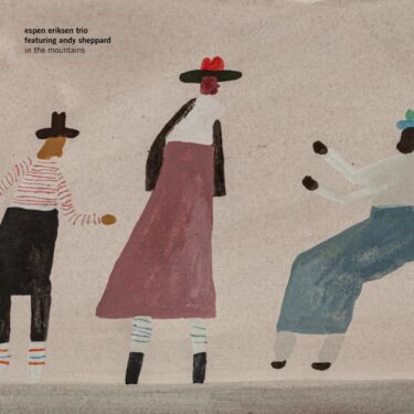 ノルウェーを代表するピアノトリオ Espen Eriksen Trio、北欧ジャズの魅力を凝縮した初のライヴ盤