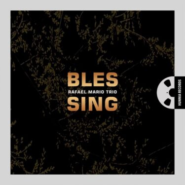 ハンガリー発、多様性のジャズ。新鋭ラファエル・マリオ・トリオの2nd『Blessing』