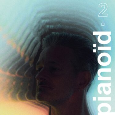 未踏の音楽を探求するエドゥアール・フェルレ、人間と機械による驚異のピアノデュオ作品『PIANOïD²』