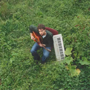 インディー・フォーク、エレクトロニック、ジャズが融合する叙情的音空間。エリー・パールマン新作