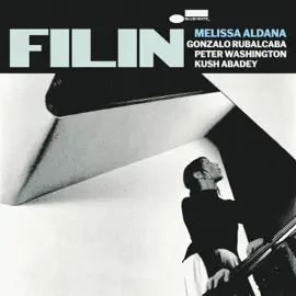 注目の女性ジャズサックス奏者メリッサ・アルダナ、念願の中南米バラード曲集『Filin』